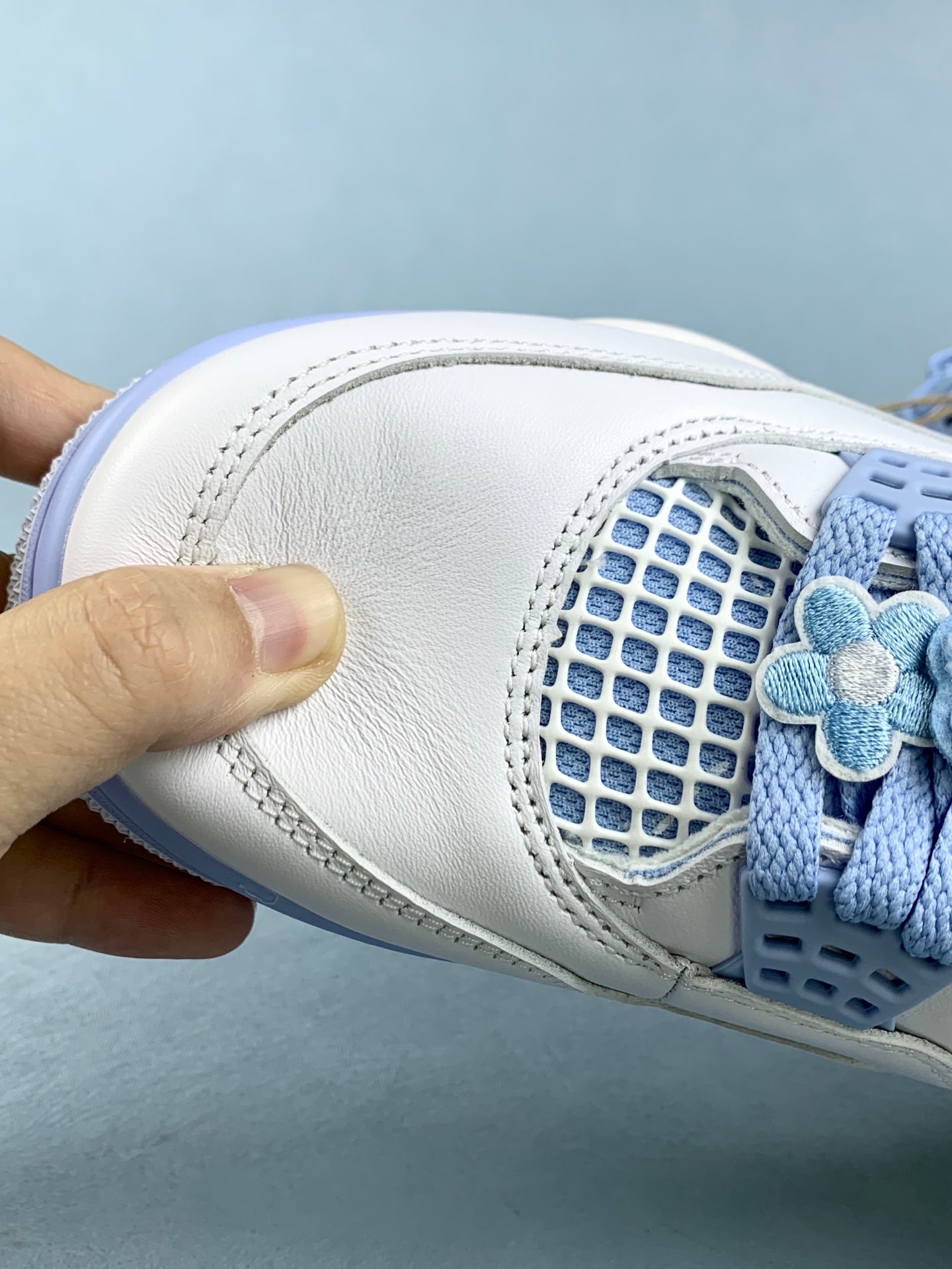 AJ4 Forget Me Not